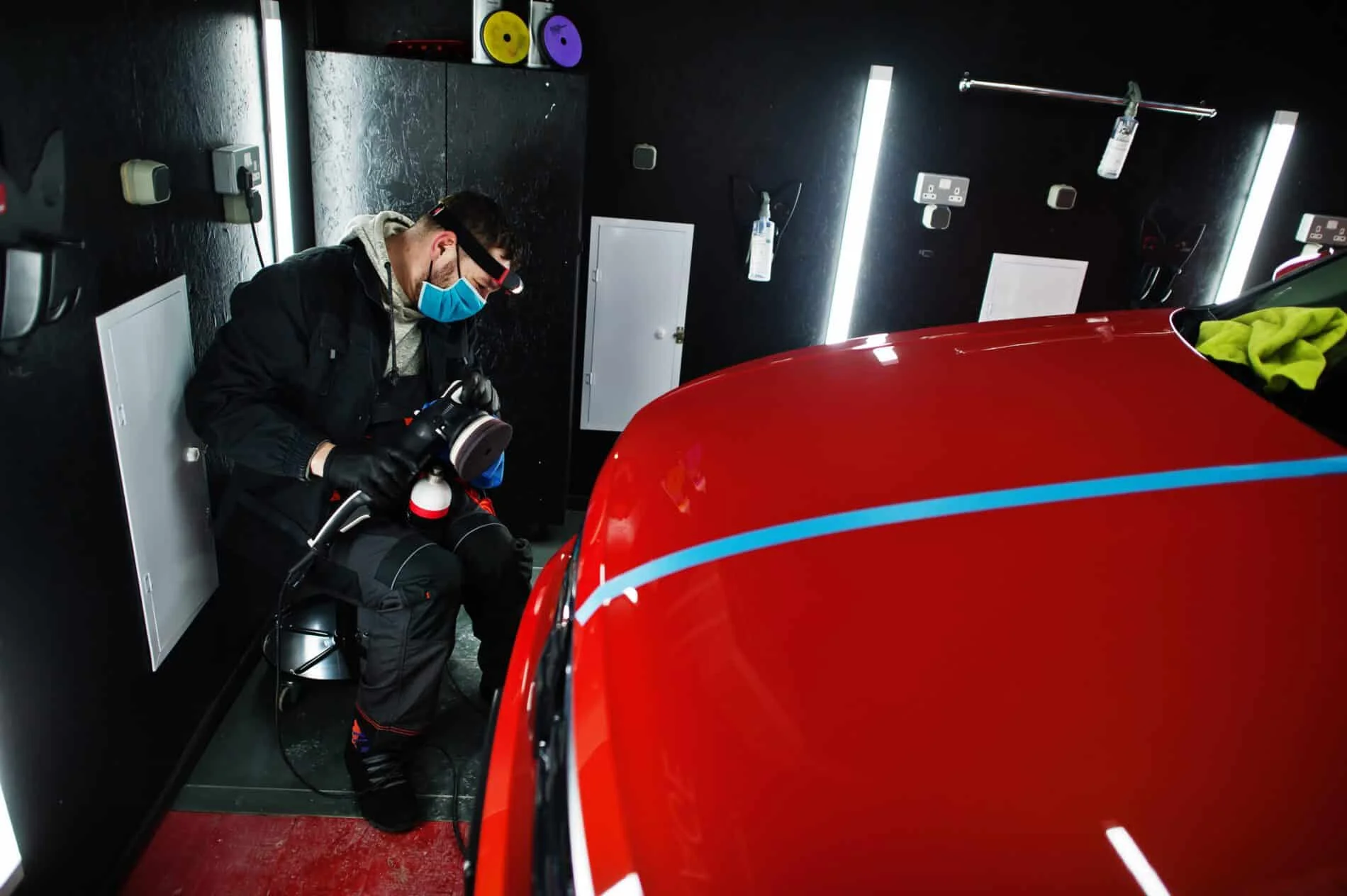 Top Essential Tips for Choosing the Right Dallas Auto Paint Shops 